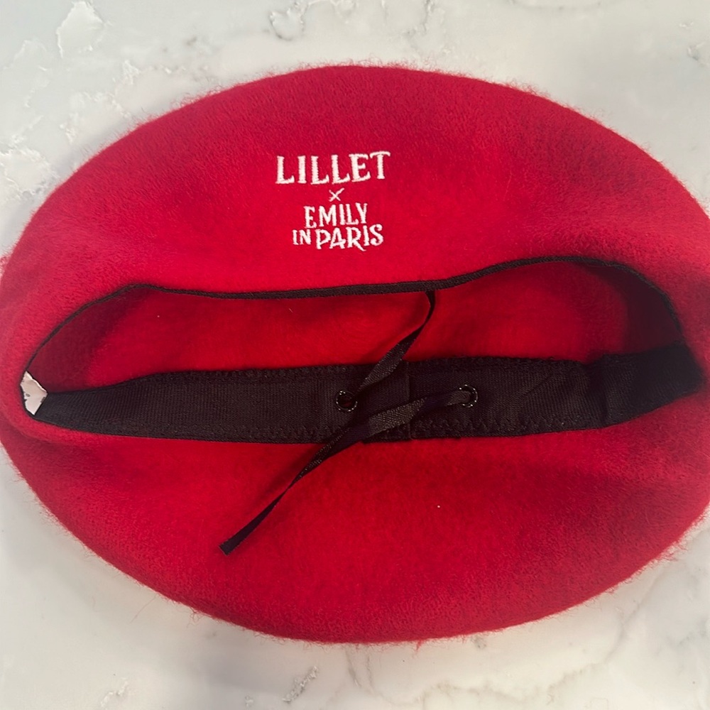 Lillet x Emily in Paris beret